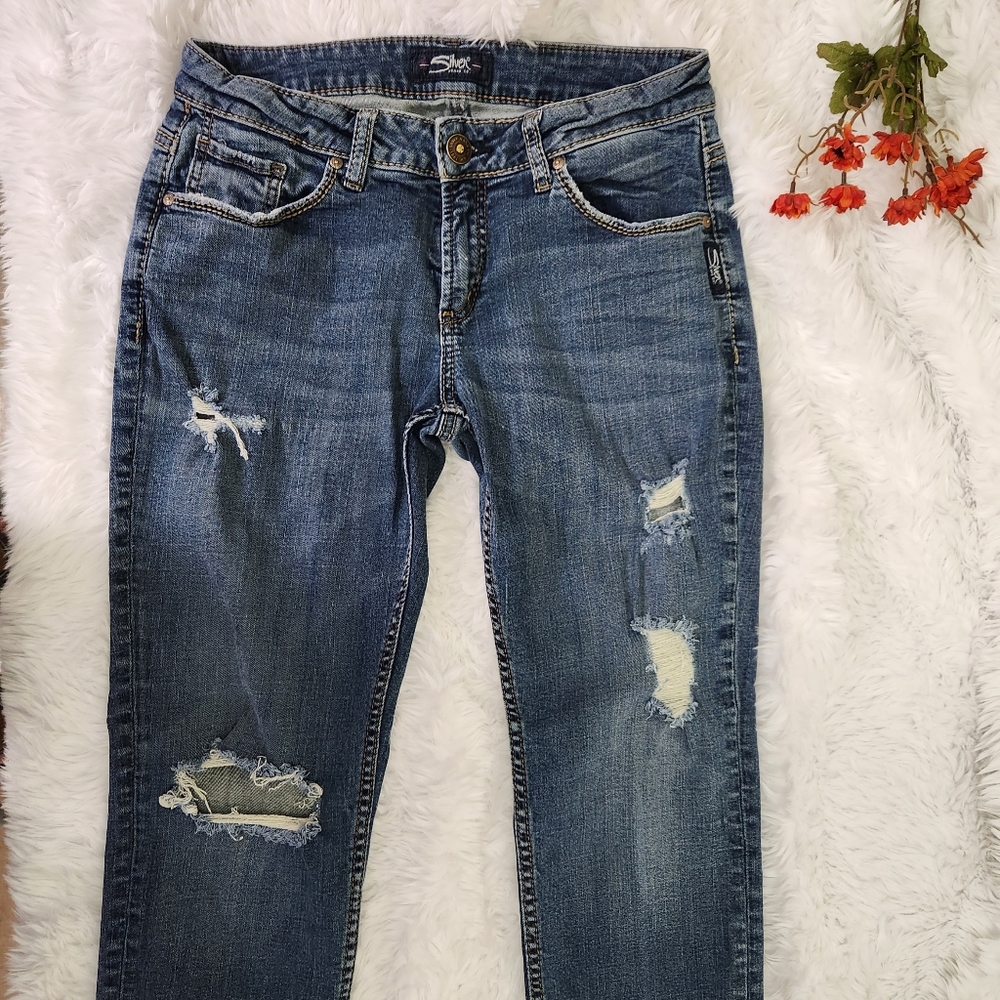 Silver Sam Distressed Jeans